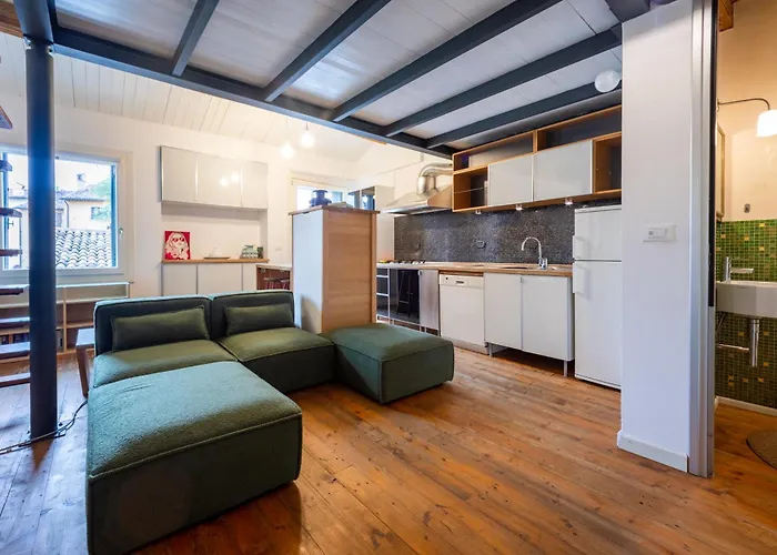 Elegant Loft - Center