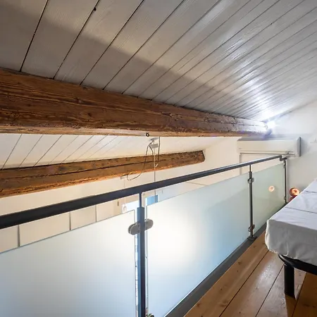 Elegant Loft - Center Apartmán