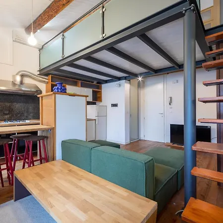 Elegant Loft - Center