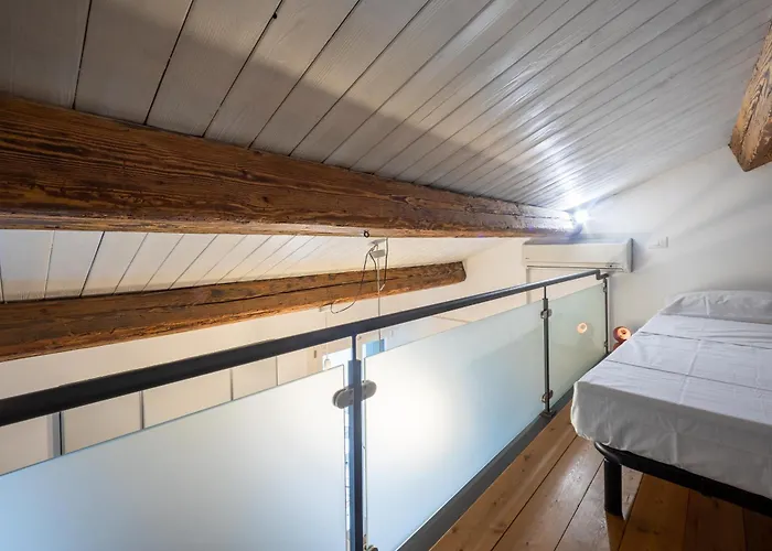 Elegant Loft - Center Apartment