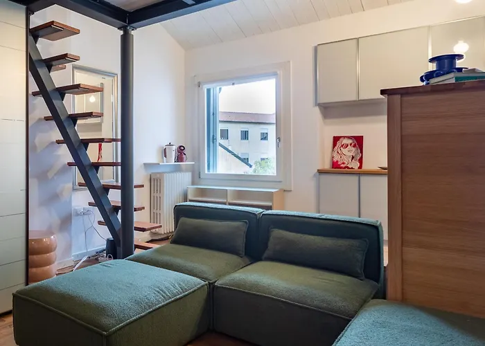 Elegant Loft - Center Apartment